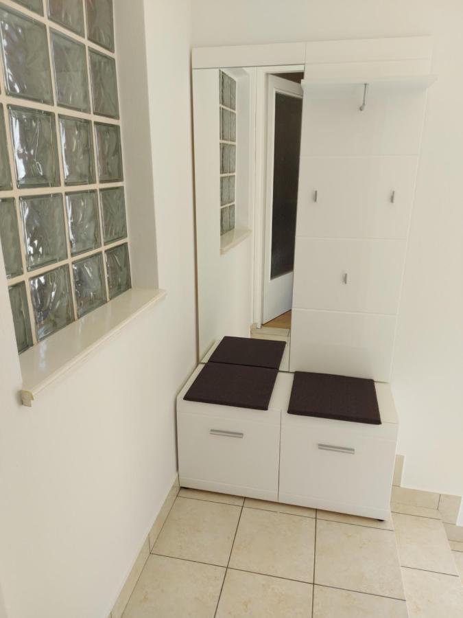 Apartman Larisa Lejlighed Kampor Eksteriør billede