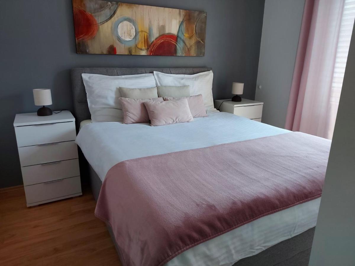 Apartman Larisa Lejlighed Kampor Eksteriør billede
